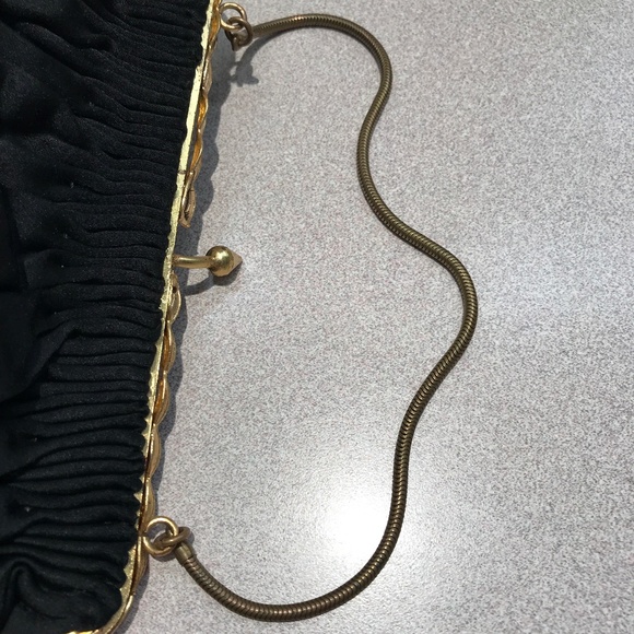 VINTAGE BLACK SATIN FRENCH HANDBAG - Picture 9 of 11